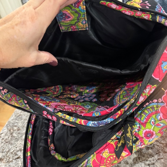 Vera Bradley Floral backpack in GREAT condition - Picture 6 of 8